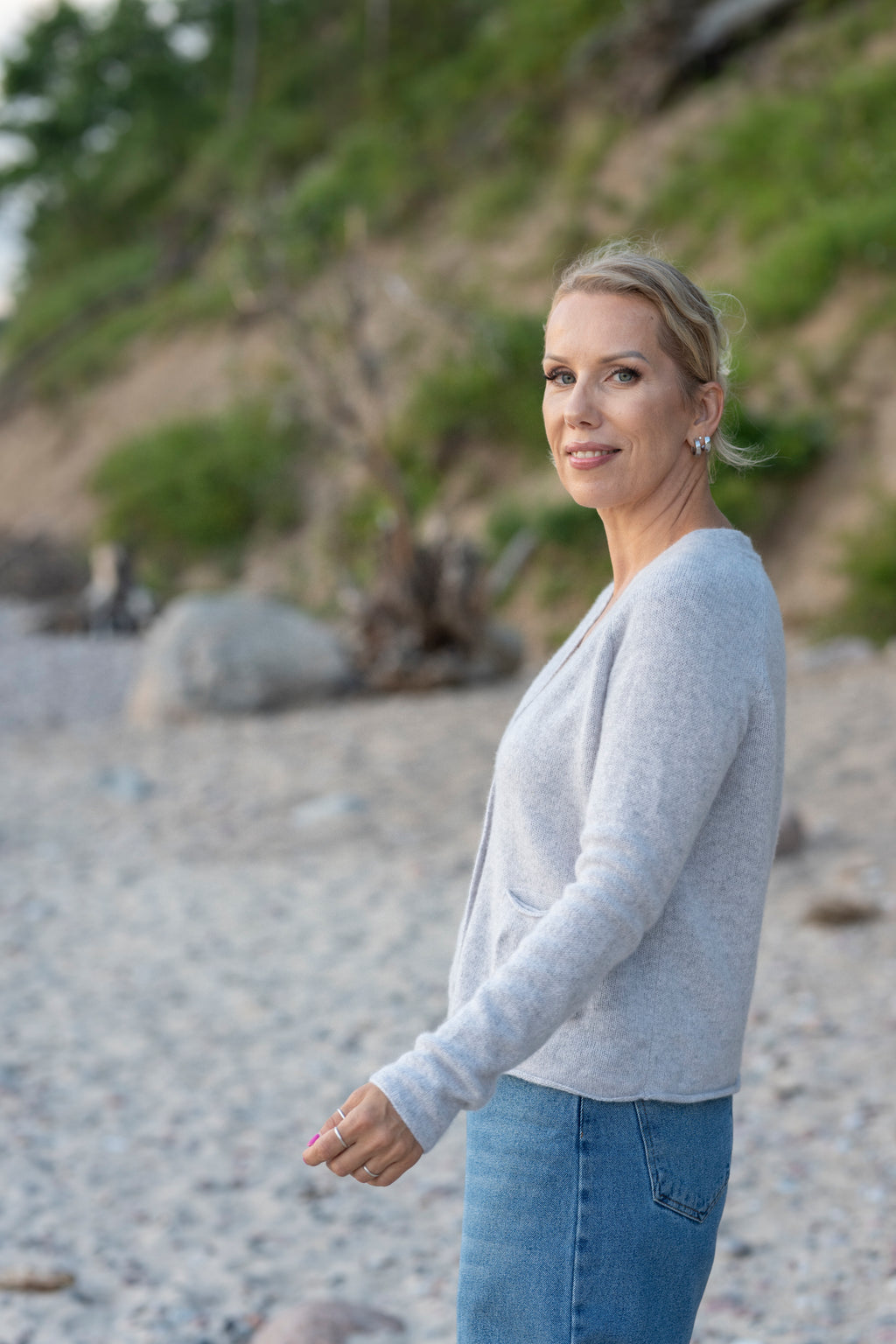 100% Cashmere Oversized knitted Sweater Cardigan