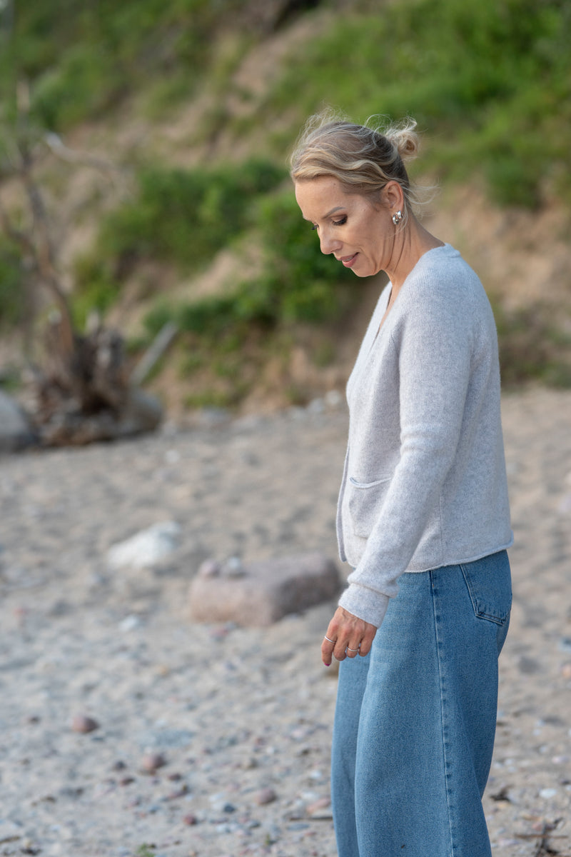 100% Cashmere Oversized knitted Sweater Cardigan