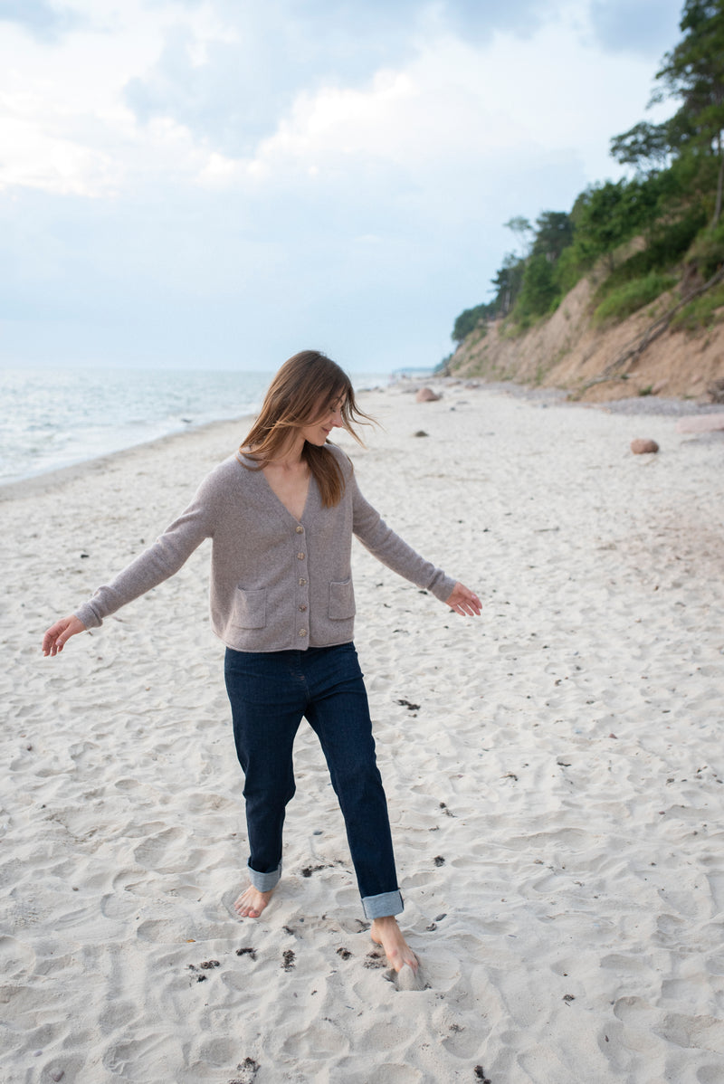 100% Cashmere Oversized knitted Sweater Cardigan