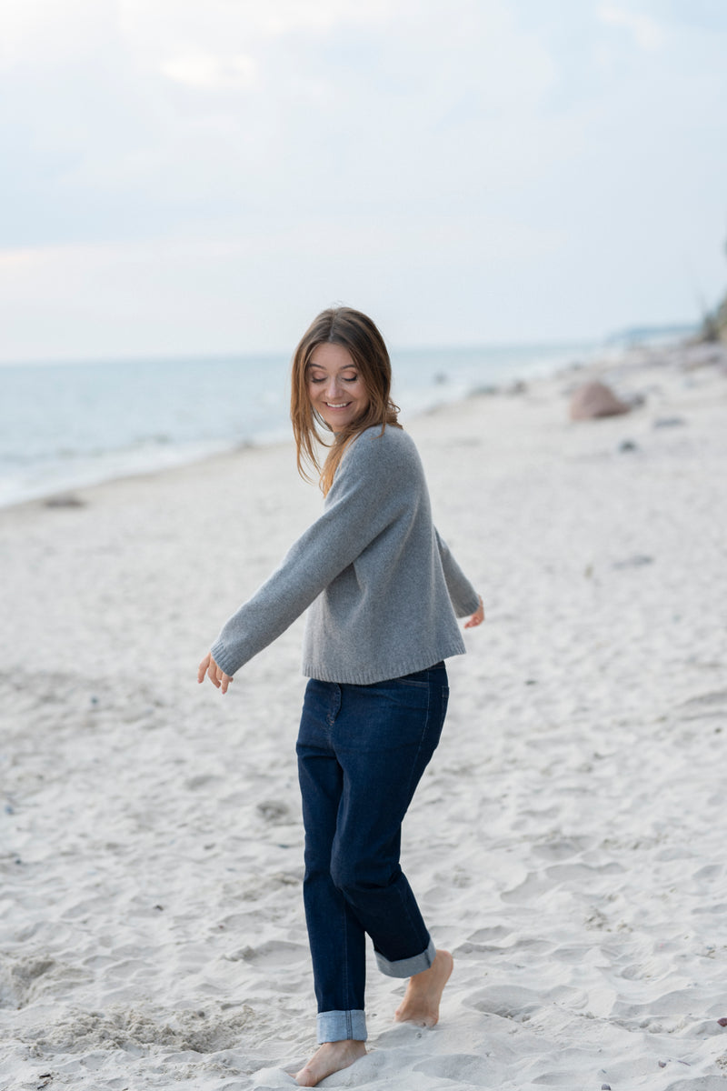 100% Cashmere and Wool  Knitted Sweater