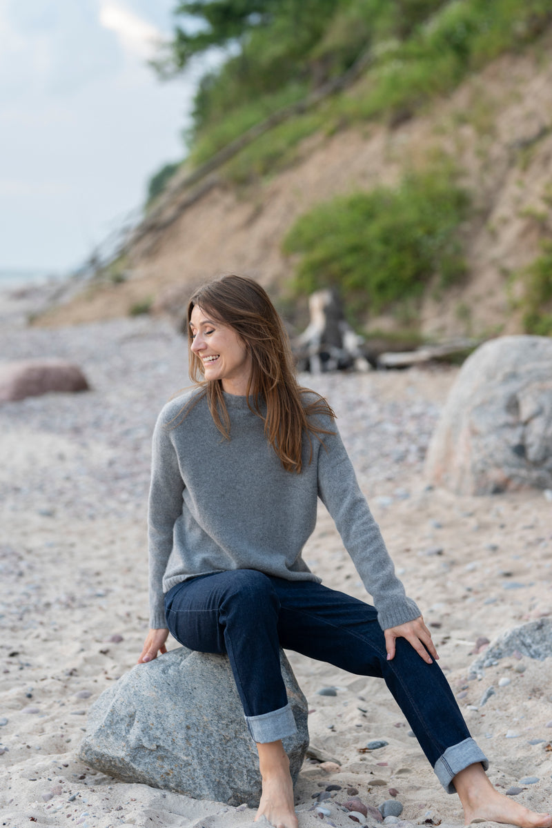 100% Cashmere and Wool  Knitted Sweater