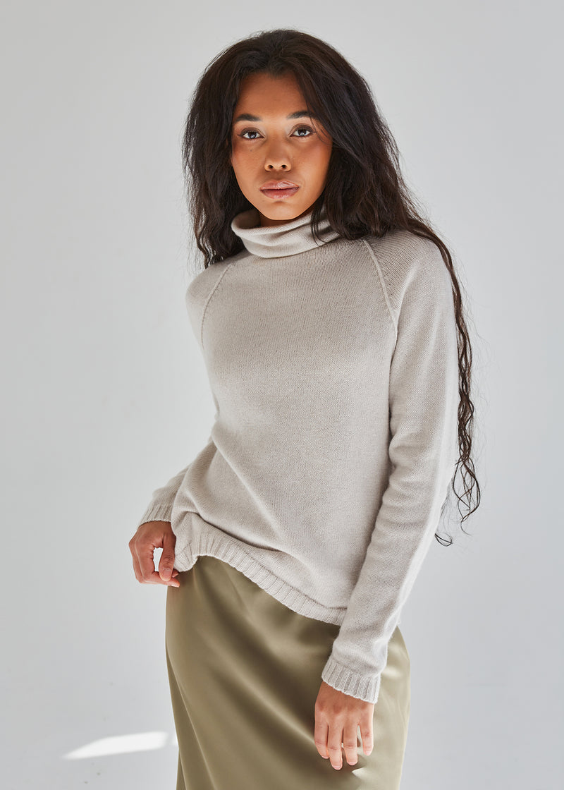 100% Cashmere Turtleneck Sweater