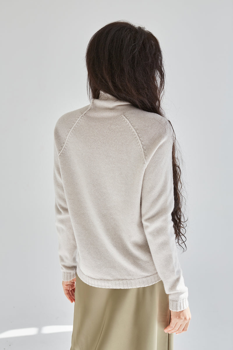 100% Cashmere Turtleneck Sweater